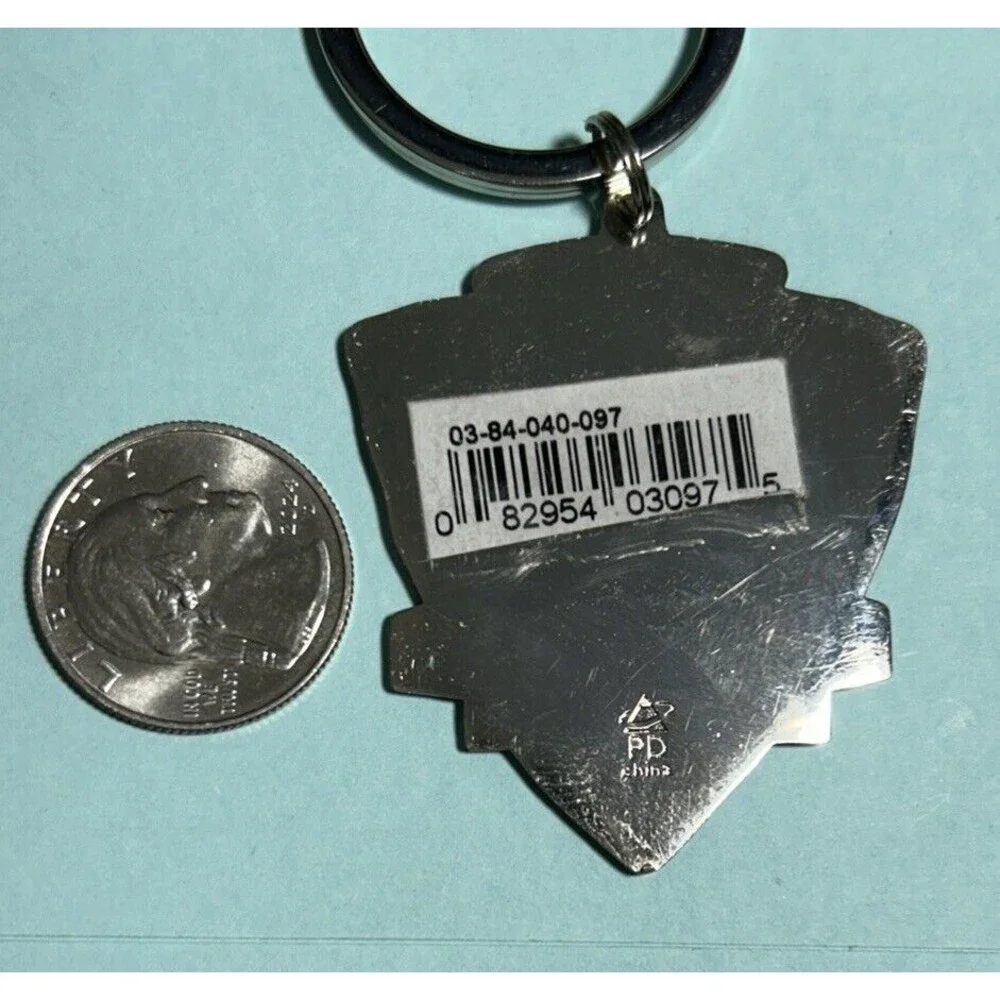Mount Rushmore Keychain Keyring Travel Vacation Shrine of Democracy Monument